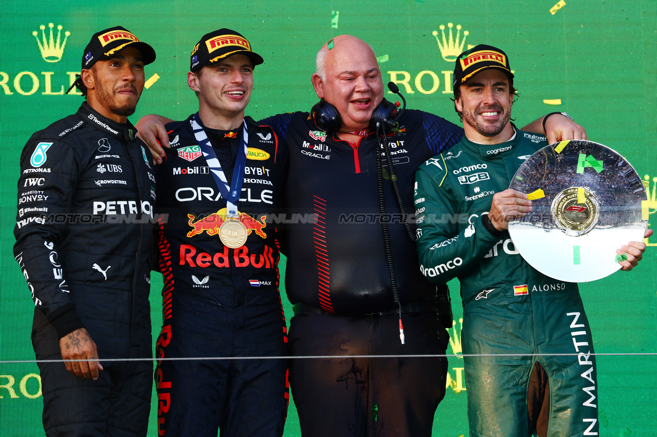 GP AUSTRALIA, 1st place Max Verstappen (NLD) Red Bull Racing RB19, 2nd place Lewis Hamilton (GBR) Mercedes AMG F1 W14 e 3rd place Fernando Alonso (ESP) Aston Martin F1 Team.
02.04.2023. Formula 1 World Championship, Rd 3, Australian Grand Prix, Albert Park, Melbourne, Australia, Gara Day.
- www.xpbimages.com, EMail: requests@xpbimages.com ¬© Copyright: Batchelor / XPB Images