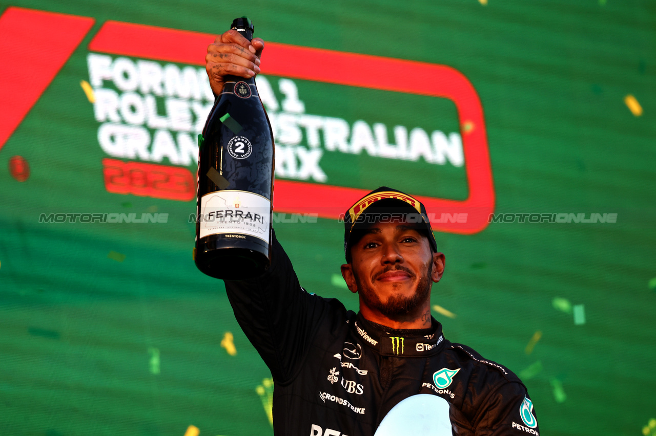GP AUSTRALIA, Lewis Hamilton (GBR), Mercedes AMG F1  
02.04.2023. Formula 1 World Championship, Rd 3, Australian Grand Prix, Albert Park, Melbourne, Australia, Gara Day.
- www.xpbimages.com, EMail: requests@xpbimages.com ¬© Copyright: Charniaux / XPB Images