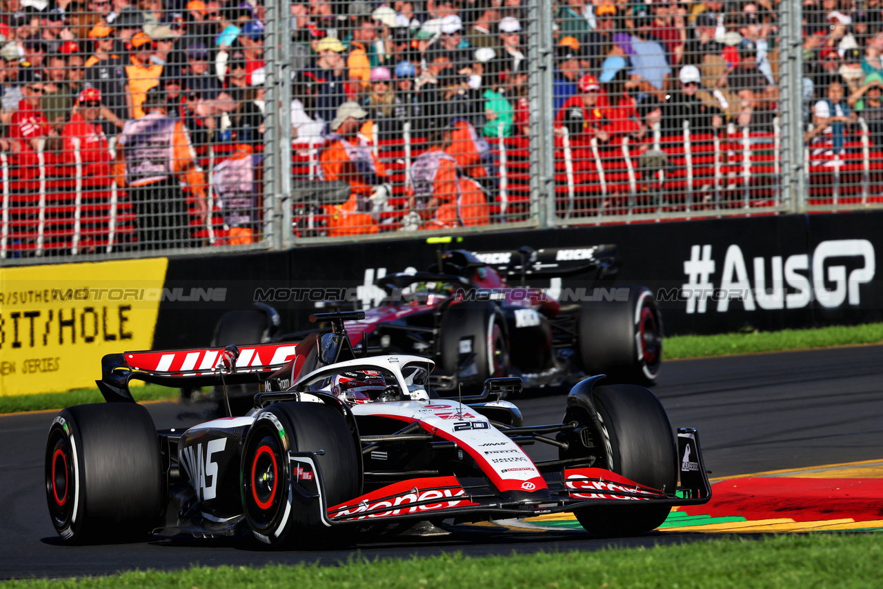 GP AUSTRALIA, Kevin Magnussen (DEN) Haas VF-23.

02.04.2023. Formula 1 World Championship, Rd 3, Australian Grand Prix, Albert Park, Melbourne, Australia, Gara Day.

- www.xpbimages.com, EMail: requests@xpbimages.com ¬© Copyright: Batchelor / XPB Images