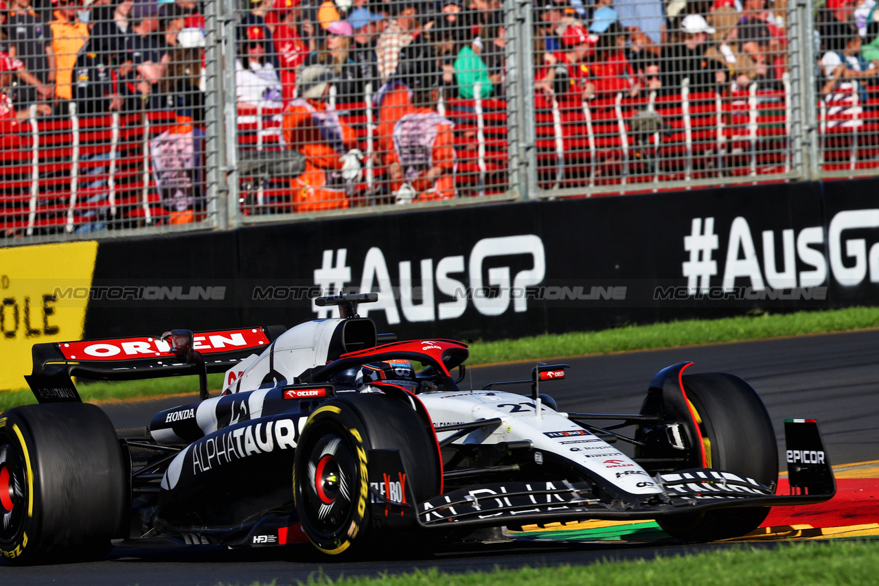 GP AUSTRALIA, Nyck de Vries (NLD) AlphaTauri AT04.

02.04.2023. Formula 1 World Championship, Rd 3, Australian Grand Prix, Albert Park, Melbourne, Australia, Gara Day.

- www.xpbimages.com, EMail: requests@xpbimages.com ¬© Copyright: Batchelor / XPB Images
