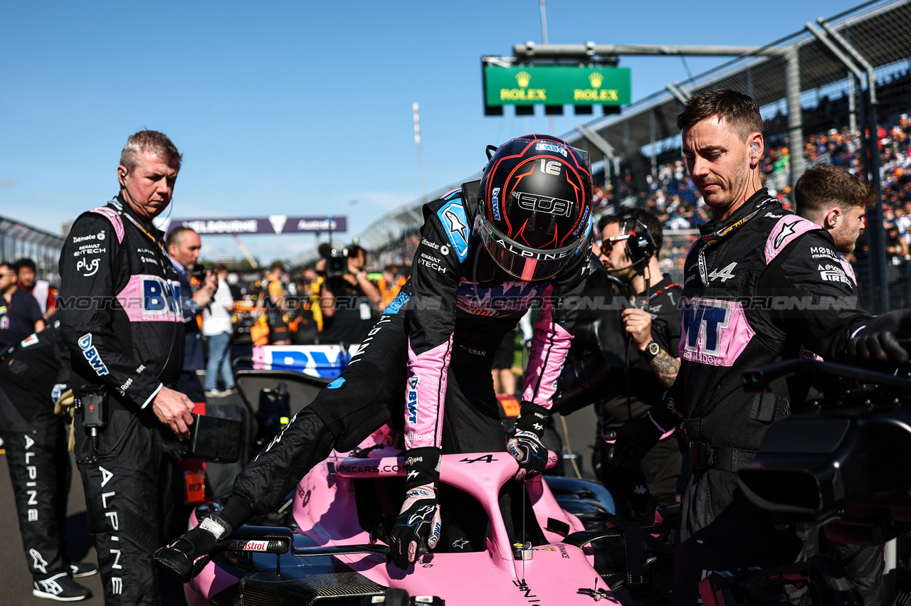 GP AUSTRALIA, Esteban Ocon (FRA), Alpine F1 Team 
02.04.2023. Formula 1 World Championship, Rd 3, Australian Grand Prix, Albert Park, Melbourne, Australia, Gara Day.
- www.xpbimages.com, EMail: requests@xpbimages.com ¬© Copyright: Charniaux / XPB Images