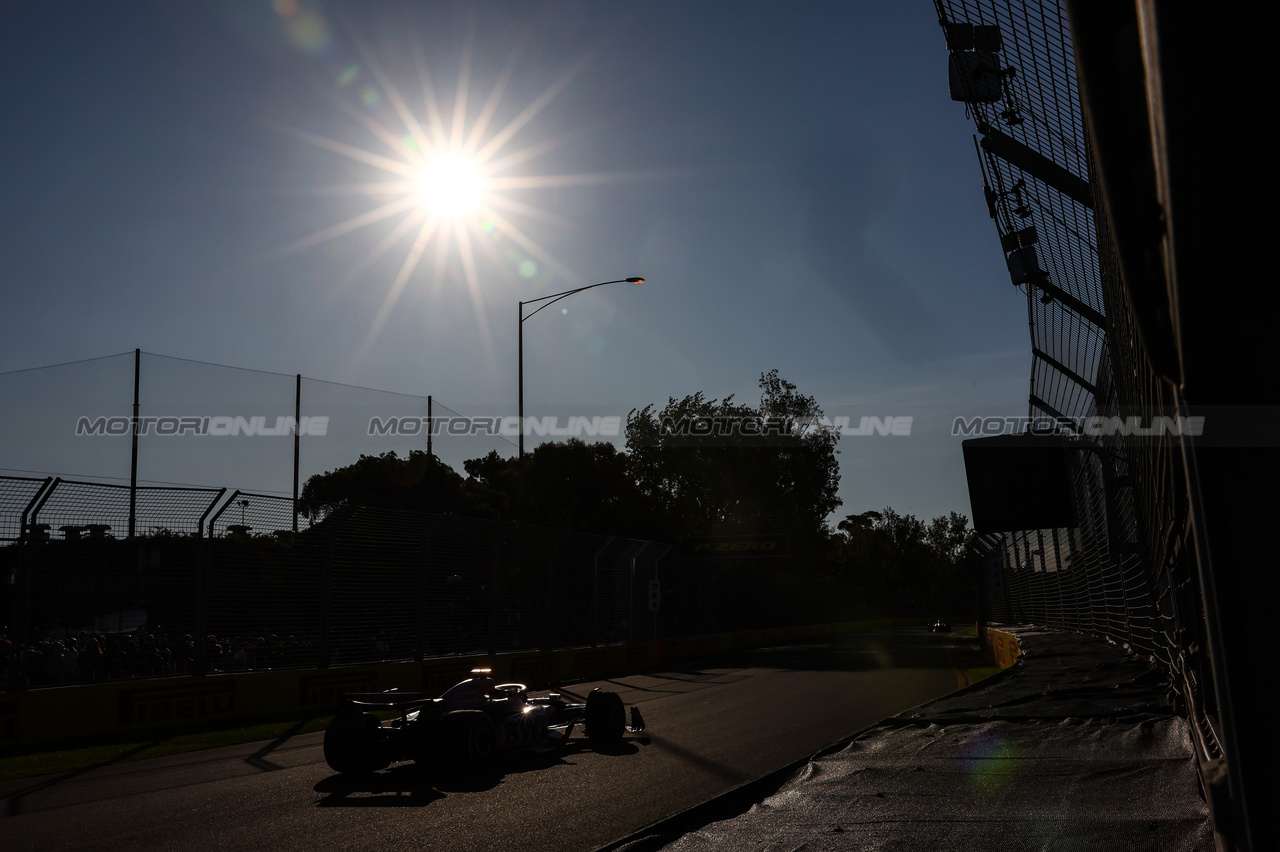 GP AUSTRALIA, Pierre Gasly (FRA), Alpine F1 Team 
02.04.2023. Formula 1 World Championship, Rd 3, Australian Grand Prix, Albert Park, Melbourne, Australia, Gara Day.
- www.xpbimages.com, EMail: requests@xpbimages.com ¬© Copyright: Charniaux / XPB Images