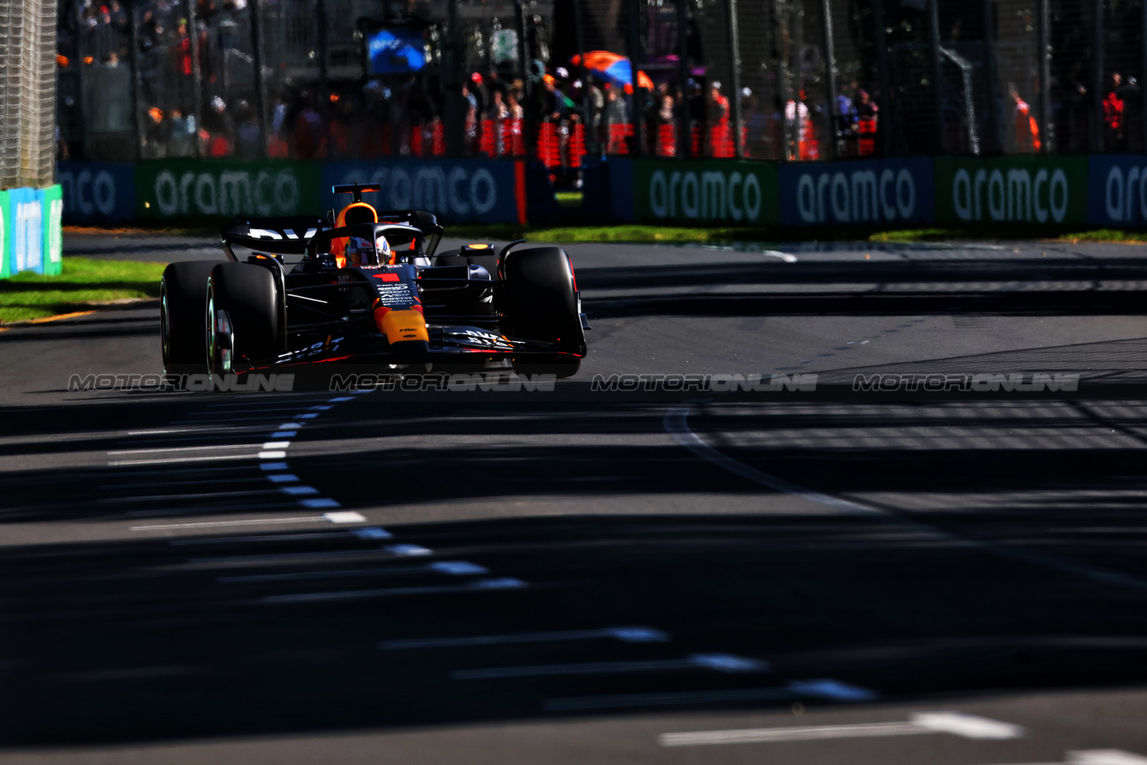 GP AUSTRALIA, Max Verstappen (NLD) Red Bull Racing RB19.

02.04.2023. Formula 1 World Championship, Rd 3, Australian Grand Prix, Albert Park, Melbourne, Australia, Gara Day.

 - www.xpbimages.com, EMail: requests@xpbimages.com ¬© Copyright: Coates / XPB Images
