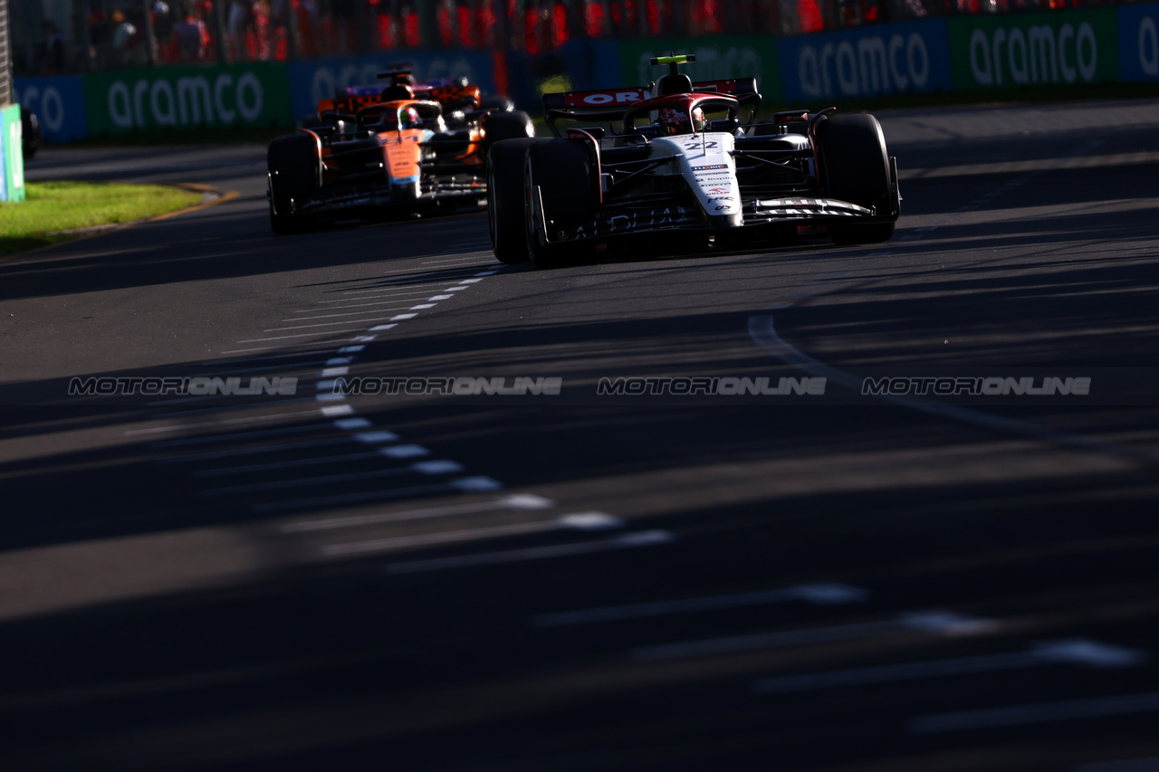 GP AUSTRALIA, Yuki Tsunoda (JPN) AlphaTauri AT04.

02.04.2023. Formula 1 World Championship, Rd 3, Australian Grand Prix, Albert Park, Melbourne, Australia, Gara Day.

 - www.xpbimages.com, EMail: requests@xpbimages.com ¬© Copyright: Coates / XPB Images