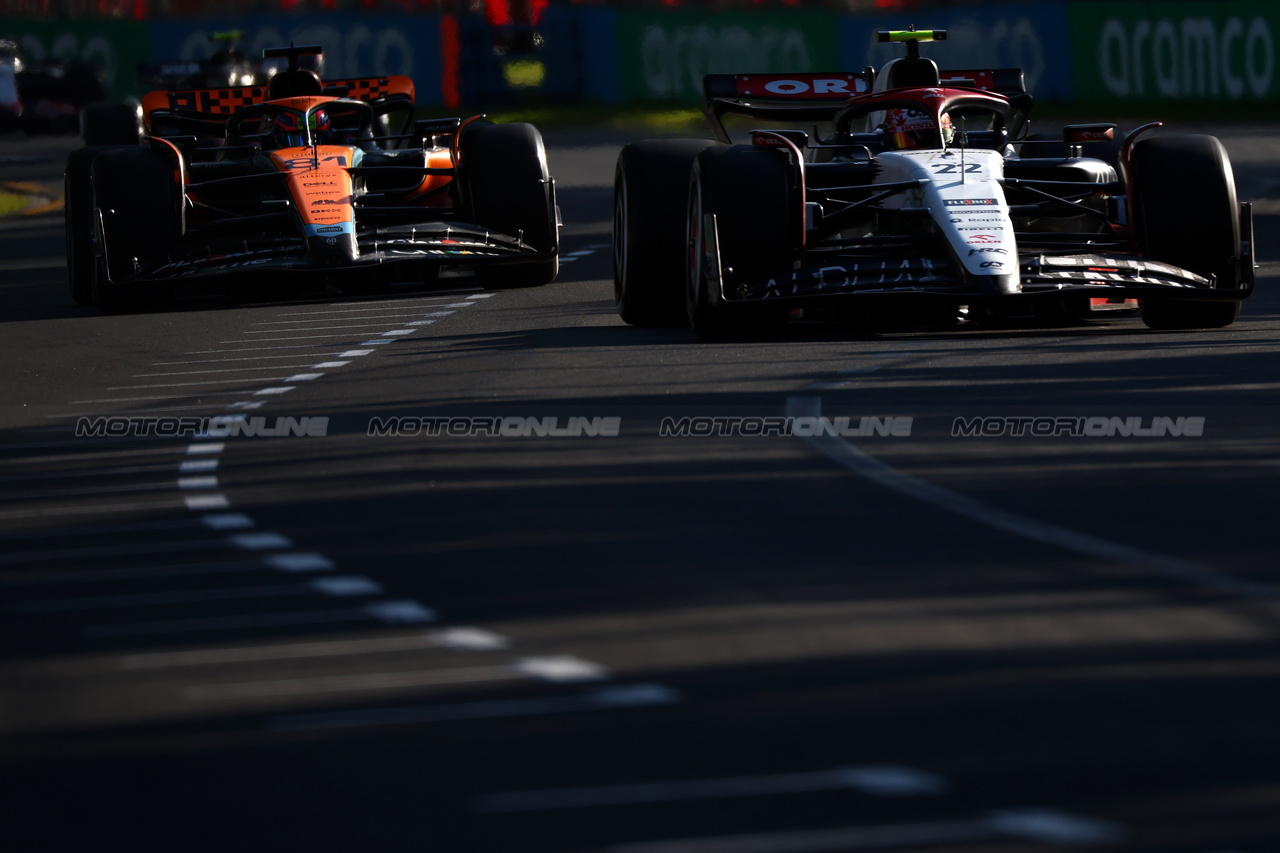 GP AUSTRALIA, Yuki Tsunoda (JPN) AlphaTauri AT04.

02.04.2023. Formula 1 World Championship, Rd 3, Australian Grand Prix, Albert Park, Melbourne, Australia, Gara Day.

 - www.xpbimages.com, EMail: requests@xpbimages.com ¬© Copyright: Coates / XPB Images