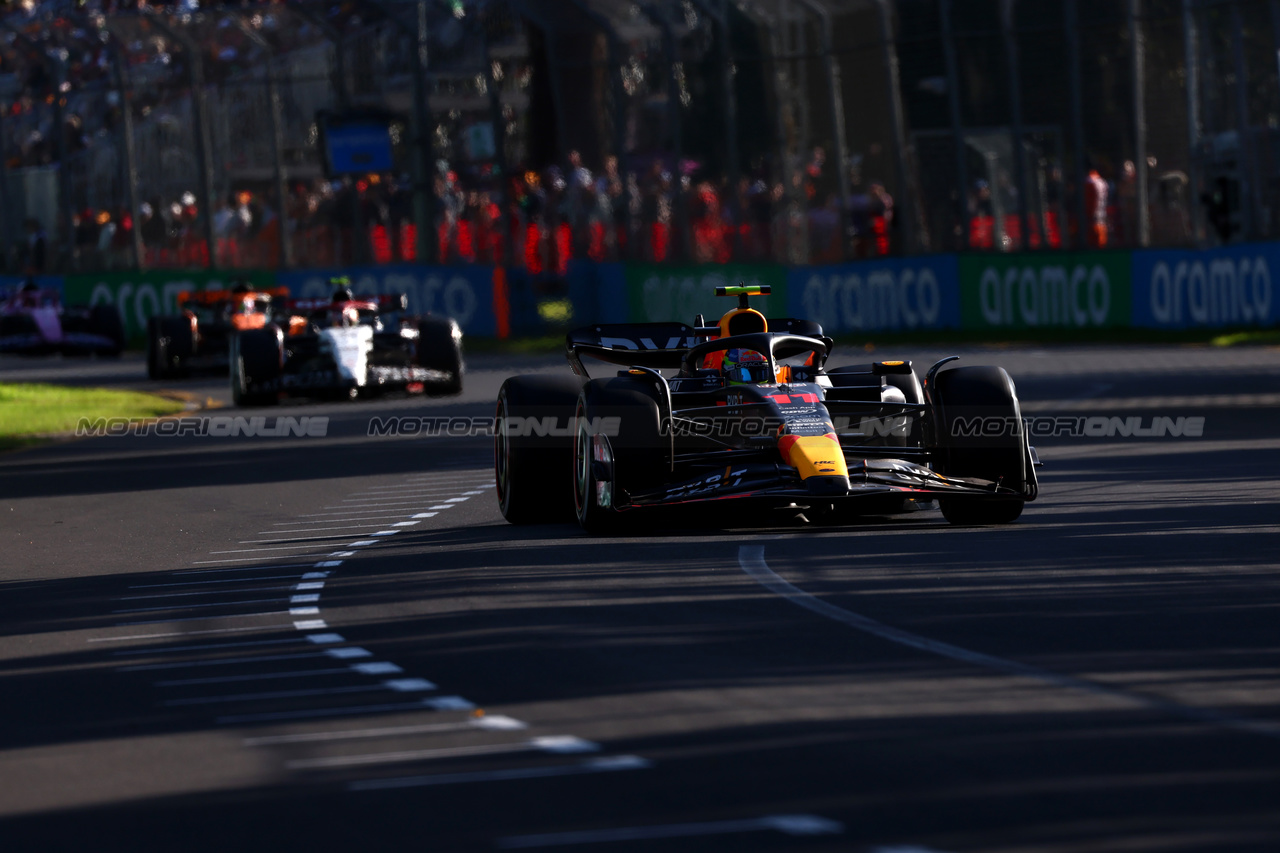 GP AUSTRALIA, Sergio Perez (MEX) Red Bull Racing RB19.

02.04.2023. Formula 1 World Championship, Rd 3, Australian Grand Prix, Albert Park, Melbourne, Australia, Gara Day.

 - www.xpbimages.com, EMail: requests@xpbimages.com ¬© Copyright: Coates / XPB Images
