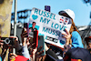 GP AUSTRALIA, Circuit Atmosfera - George Russell (GBR) Mercedes AMG F1 fans.
02.04.2023. Formula 1 World Championship, Rd 3, Australian Grand Prix, Albert Park, Melbourne, Australia, Gara Day.
- www.xpbimages.com, EMail: requests@xpbimages.com ¬© Copyright: Moy / XPB Images