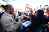 GP AUSTRALIA, Lewis Hamilton (GBR) Mercedes AMG F1 with fans.
02.04.2023. Formula 1 World Championship, Rd 3, Australian Grand Prix, Albert Park, Melbourne, Australia, Gara Day.
 - www.xpbimages.com, EMail: requests@xpbimages.com ¬© Copyright: Coates / XPB Images