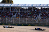 GP AUSTRALIA, Nyck de Vries (NLD) AlphaTauri AT04 e Logan Sargeant (USA) Williams Racing FW45 crash at the second repartenza of the race.
02.04.2023. Formula 1 World Championship, Rd 3, Australian Grand Prix, Albert Park, Melbourne, Australia, Gara Day.
 - www.xpbimages.com, EMail: requests@xpbimages.com ¬© Copyright: Coates / XPB Images