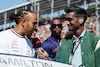 GP AUSTRALIA, (L to R): Lewis Hamilton (GBR) Mercedes AMG F1 with Lawrence Barretto (GBR) Formula 1 Senior Writer Editor on the drivers' parade.
02.04.2023. Formula 1 World Championship, Rd 3, Australian Grand Prix, Albert Park, Melbourne, Australia, Gara Day.
- www.xpbimages.com, EMail: requests@xpbimages.com ¬© Copyright: Moy / XPB Images