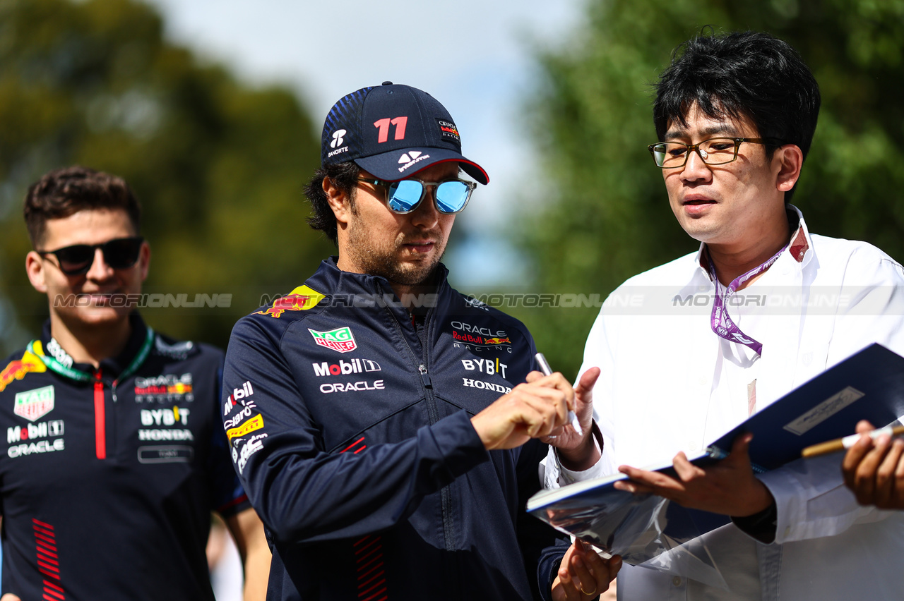 GP AUSTRALIA, Sergio Perez (MEX), Red Bull Racing 
30.03.2023. Formula 1 World Championship, Rd 3, Australian Grand Prix, Albert Park, Melbourne, Australia, Preparation Day.
- www.xpbimages.com, EMail: requests@xpbimages.com ¬© Copyright: Charniaux / XPB Images