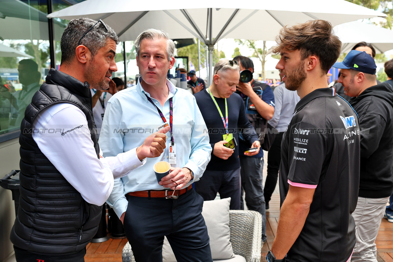 GP AUSTRALIA, Michael Masi (AUS) V8 Supercars Commission Chair (Left) with Pierre Gasly (FRA) Alpine F1 Team (Right).

30.03.2023. Formula 1 World Championship, Rd 3, Australian Grand Prix, Albert Park, Melbourne, Australia, Preparation Day.

- www.xpbimages.com, EMail: requests@xpbimages.com ¬© Copyright: Batchelor / XPB Images