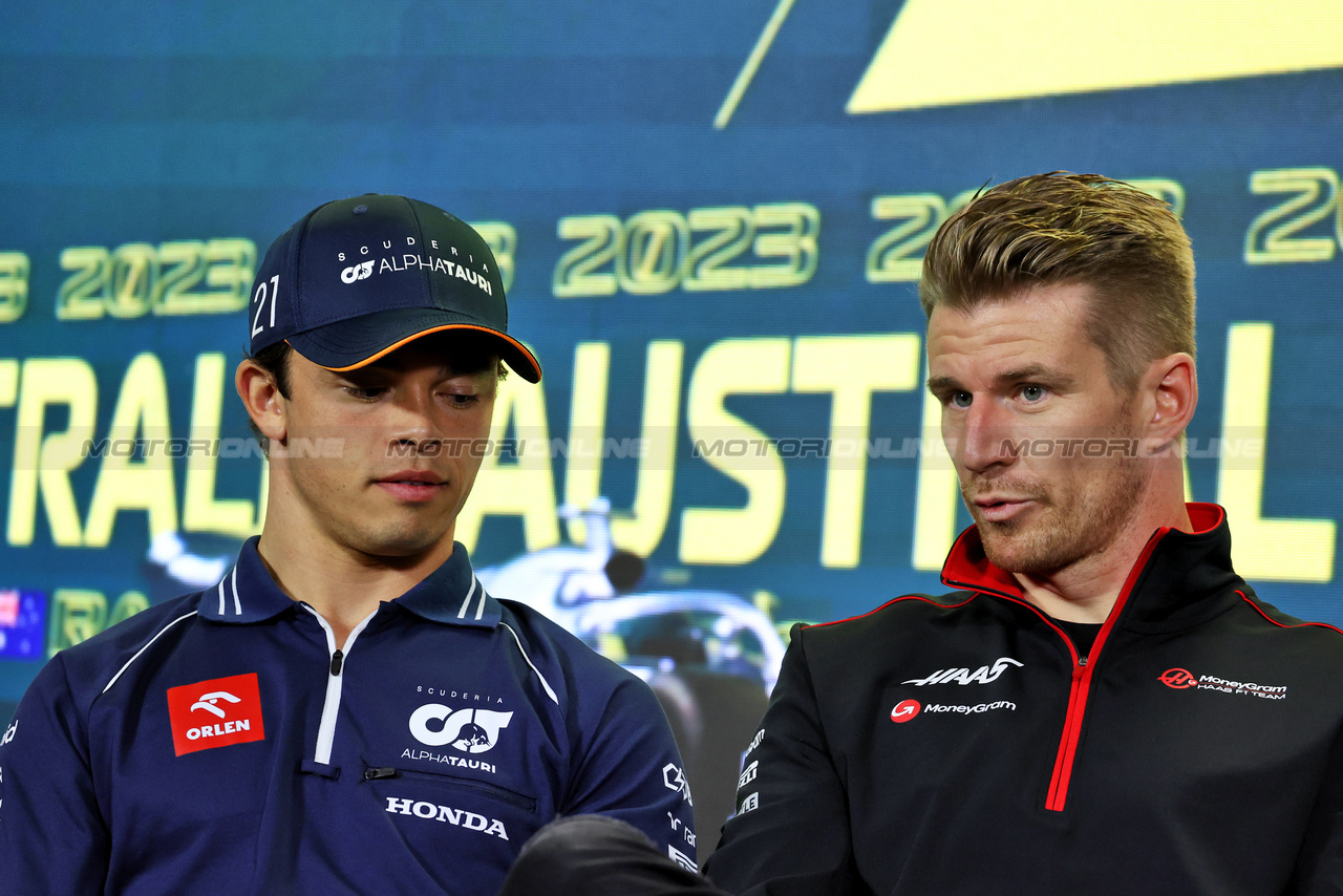 GP AUSTRALIA, (L to R): Nyck de Vries (NLD) AlphaTauri e Nico Hulkenberg (GER) Haas F1 Team in the FIA Press Conference.

30.03.2023. Formula 1 World Championship, Rd 3, Australian Grand Prix, Albert Park, Melbourne, Australia, Preparation Day.

- www.xpbimages.com, EMail: requests@xpbimages.com ¬© Copyright: Moy / XPB Images