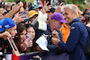GP AUSTRALIA, Alexander Albon (THA) Williams Racing with fans.
30.03.2023. Formula 1 World Championship, Rd 3, Australian Grand Prix, Albert Park, Melbourne, Australia, Preparation Day.
- www.xpbimages.com, EMail: requests@xpbimages.com ¬© Copyright: Batchelor / XPB Images
