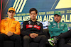 GP AUSTRALIA, (L to R): Oscar Piastri (AUS) McLaren; Zhou Guanyu (CHN) Alfa Romeo F1 Team; e Fernando Alonso (ESP) Aston Martin F1 Team, in the FIA Press Conference.
30.03.2023. Formula 1 World Championship, Rd 3, Australian Grand Prix, Albert Park, Melbourne, Australia, Preparation Day.
- www.xpbimages.com, EMail: requests@xpbimages.com ¬© Copyright: Moy / XPB Images