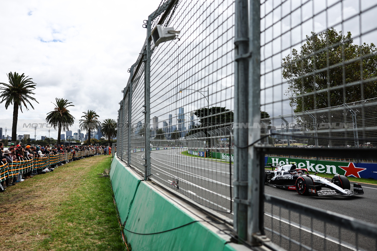 GP AUSTRALIA, Nyck de Vries (NL), Scuderia Alpha Tauri 
01.04.2023. Formula 1 World Championship, Rd 3, Australian Grand Prix, Albert Park, Melbourne, Australia, Qualifiche Day.
- www.xpbimages.com, EMail: requests@xpbimages.com ¬© Copyright: Charniaux / XPB Images