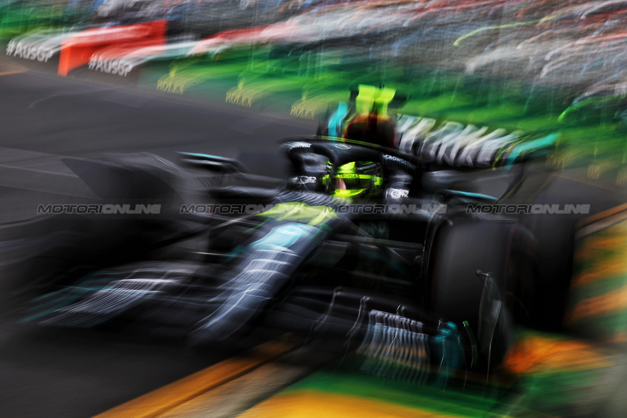 GP AUSTRALIA, Lewis Hamilton (GBR) Mercedes AMG F1 W14.

01.04.2023. Formula 1 World Championship, Rd 3, Australian Grand Prix, Albert Park, Melbourne, Australia, Qualifiche Day.

- www.xpbimages.com, EMail: requests@xpbimages.com ¬© Copyright: Moy / XPB Images