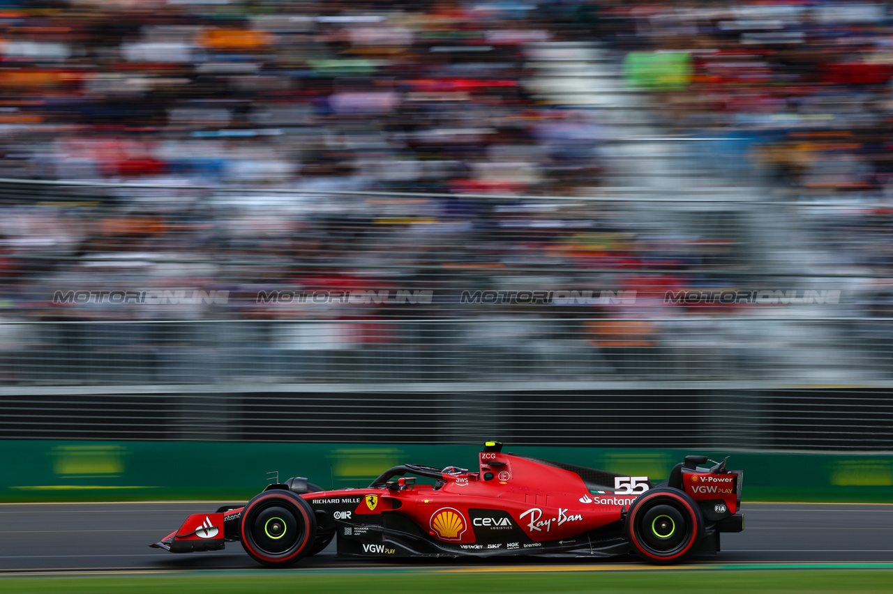 GP AUSTRALIA, Carlos Sainz Jr (ESP), Ferrari 
01.04.2023. Formula 1 World Championship, Rd 3, Australian Grand Prix, Albert Park, Melbourne, Australia, Qualifiche Day.
- www.xpbimages.com, EMail: requests@xpbimages.com ¬© Copyright: Charniaux / XPB Images