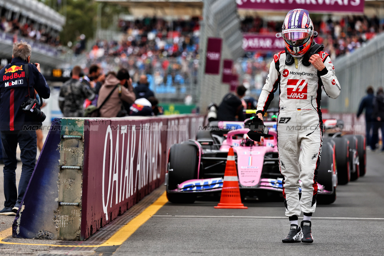GP AUSTRALIA, Nico Hulkenberg (GER) Haas F1 Team in qualifying parc ferme.

01.04.2023. Formula 1 World Championship, Rd 3, Australian Grand Prix, Albert Park, Melbourne, Australia, Qualifiche Day.

- www.xpbimages.com, EMail: requests@xpbimages.com ¬© Copyright: Batchelor / XPB Images