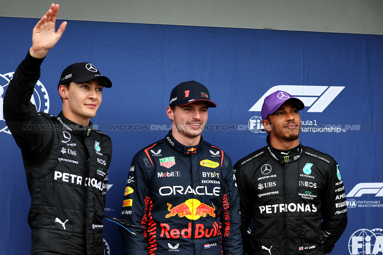 GP AUSTRALIA, Qualifiche top three in parc ferme George Russell (GBR) Mercedes AMG F1, second; Max Verstappen (NLD) Red Bull Racing, pole position; Lewis Hamilton (GBR) Mercedes AMG F1, third.

01.04.2023. Formula 1 World Championship, Rd 3, Australian Grand Prix, Albert Park, Melbourne, Australia, Qualifiche Day.

- www.xpbimages.com, EMail: requests@xpbimages.com ¬© Copyright: Moy / XPB Images