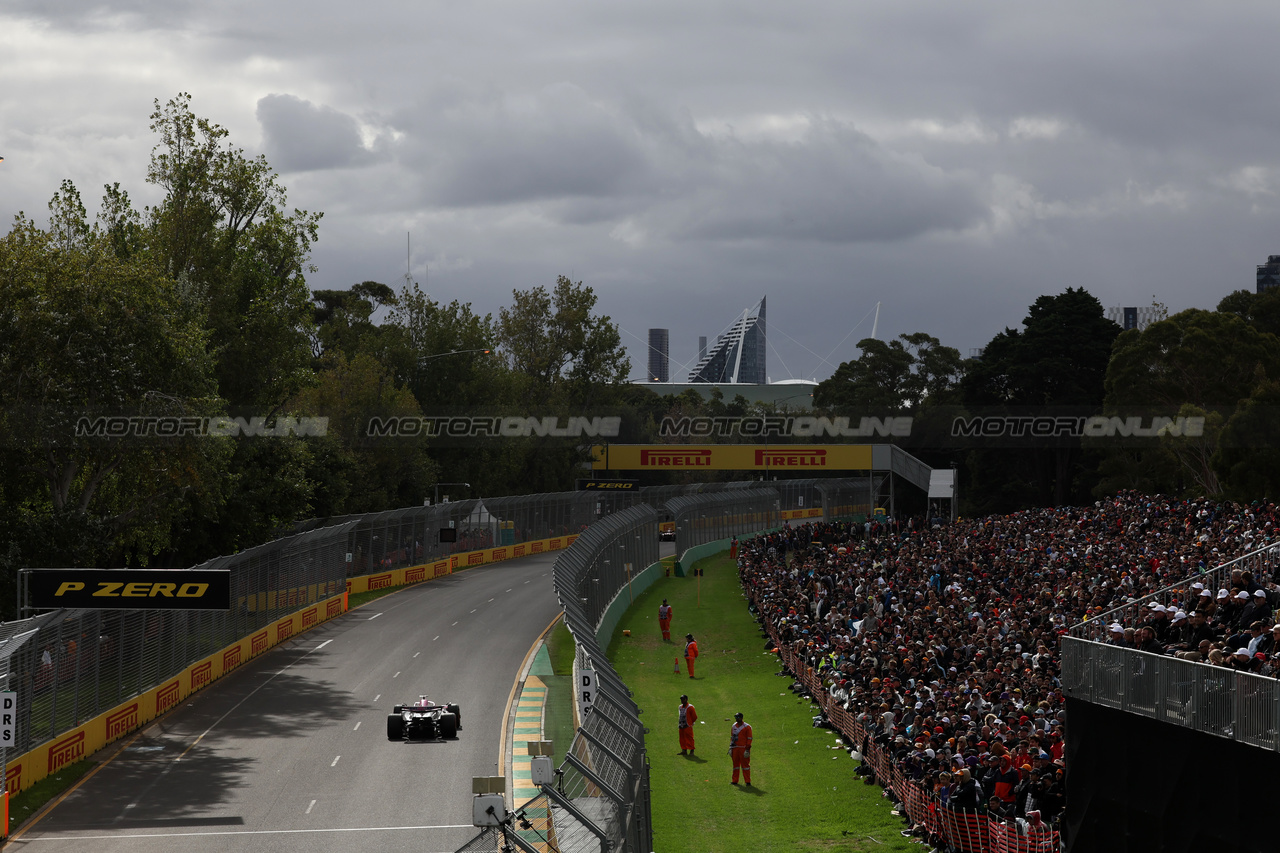 GP AUSTRALIA, Esteban Ocon (FRA) Alpine F1 Team A523.

01.04.2023. Formula 1 World Championship, Rd 3, Australian Grand Prix, Albert Park, Melbourne, Australia, Qualifiche Day.

- www.xpbimages.com, EMail: requests@xpbimages.com ¬© Copyright: Batchelor / XPB Images