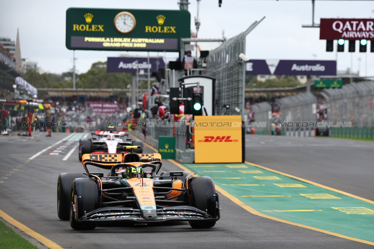 GP AUSTRALIA, Oscar Piastri (AUS) McLaren MCL60 leaves the pits.

01.04.2023. Formula 1 World Championship, Rd 3, Australian Grand Prix, Albert Park, Melbourne, Australia, Qualifiche Day.

- www.xpbimages.com, EMail: requests@xpbimages.com ¬© Copyright: Moy / XPB Images