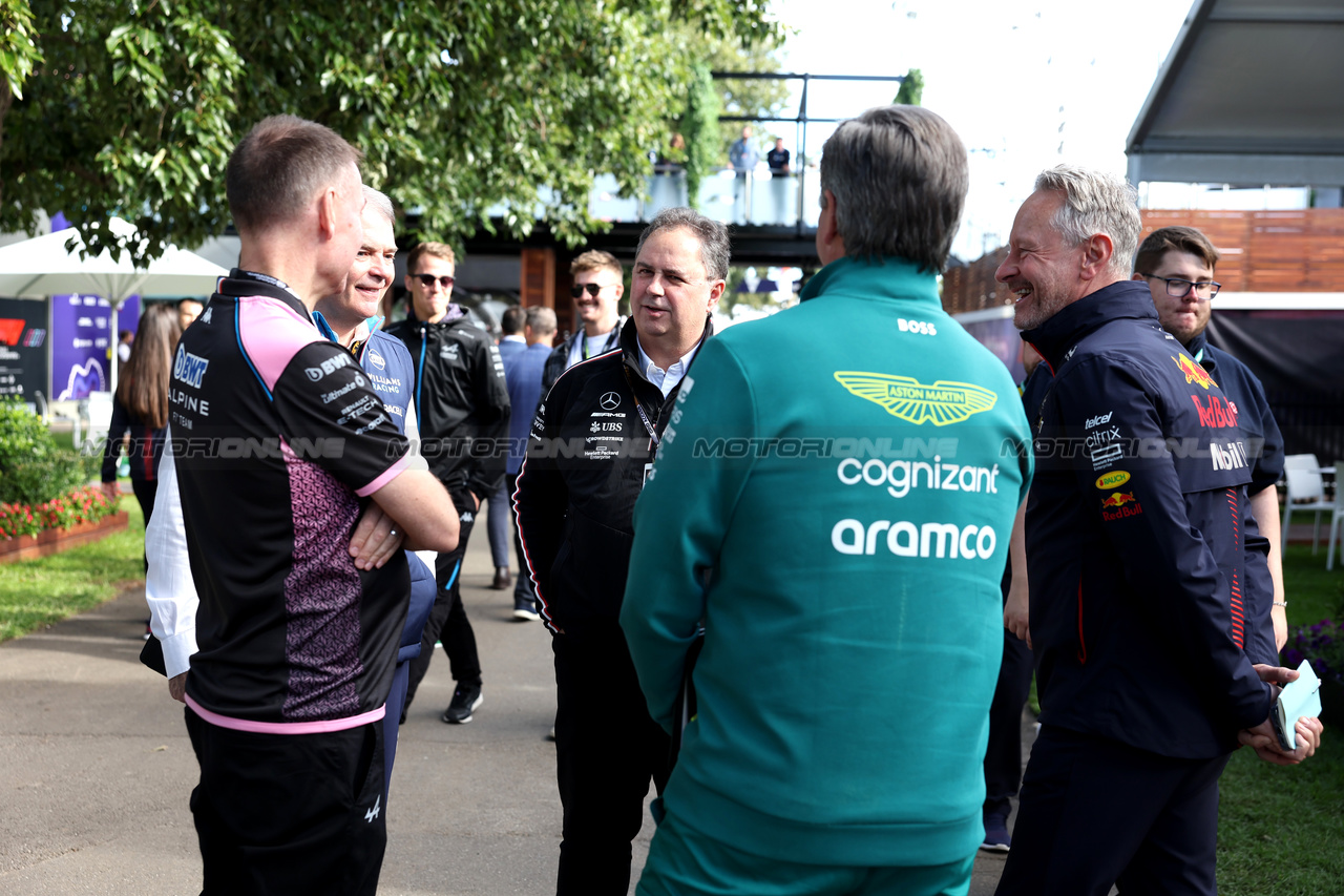 GP AUSTRALIA, (L to R): Alan Permane (GBR) Alpine F1 Team Trackside Operations Director; Dave Redding (GBR) Williams Racing Team Manager; Ron Meadows (GBR) Mercedes AMG F1 Team Manager; Andy Stevenson (GBR) Aston Martin F1 Team Manager; e Jonathan Wheatley (GBR) Red Bull Racing Team Manager.

31.03.2023. Formula 1 World Championship, Rd 3, Australian Grand Prix, Albert Park, Melbourne, Australia, Practice Day.

- www.xpbimages.com, EMail: requests@xpbimages.com ¬© Copyright: Bearne / XPB Images