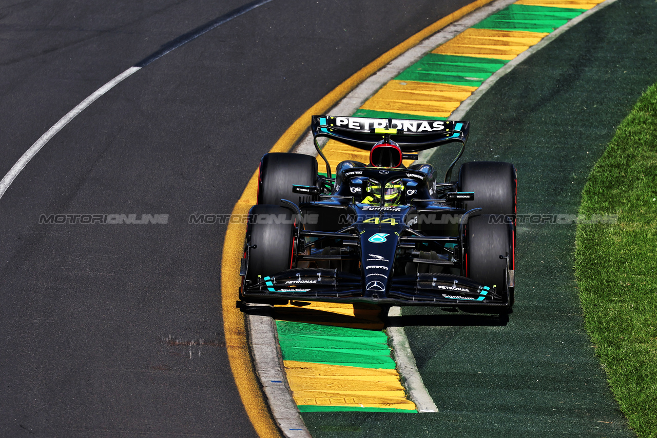 GP AUSTRALIA, Lewis Hamilton (GBR) Mercedes AMG F1 W14.

31.03.2023. Formula 1 World Championship, Rd 3, Australian Grand Prix, Albert Park, Melbourne, Australia, Practice Day.

- www.xpbimages.com, EMail: requests@xpbimages.com ¬© Copyright: Moy / XPB Images