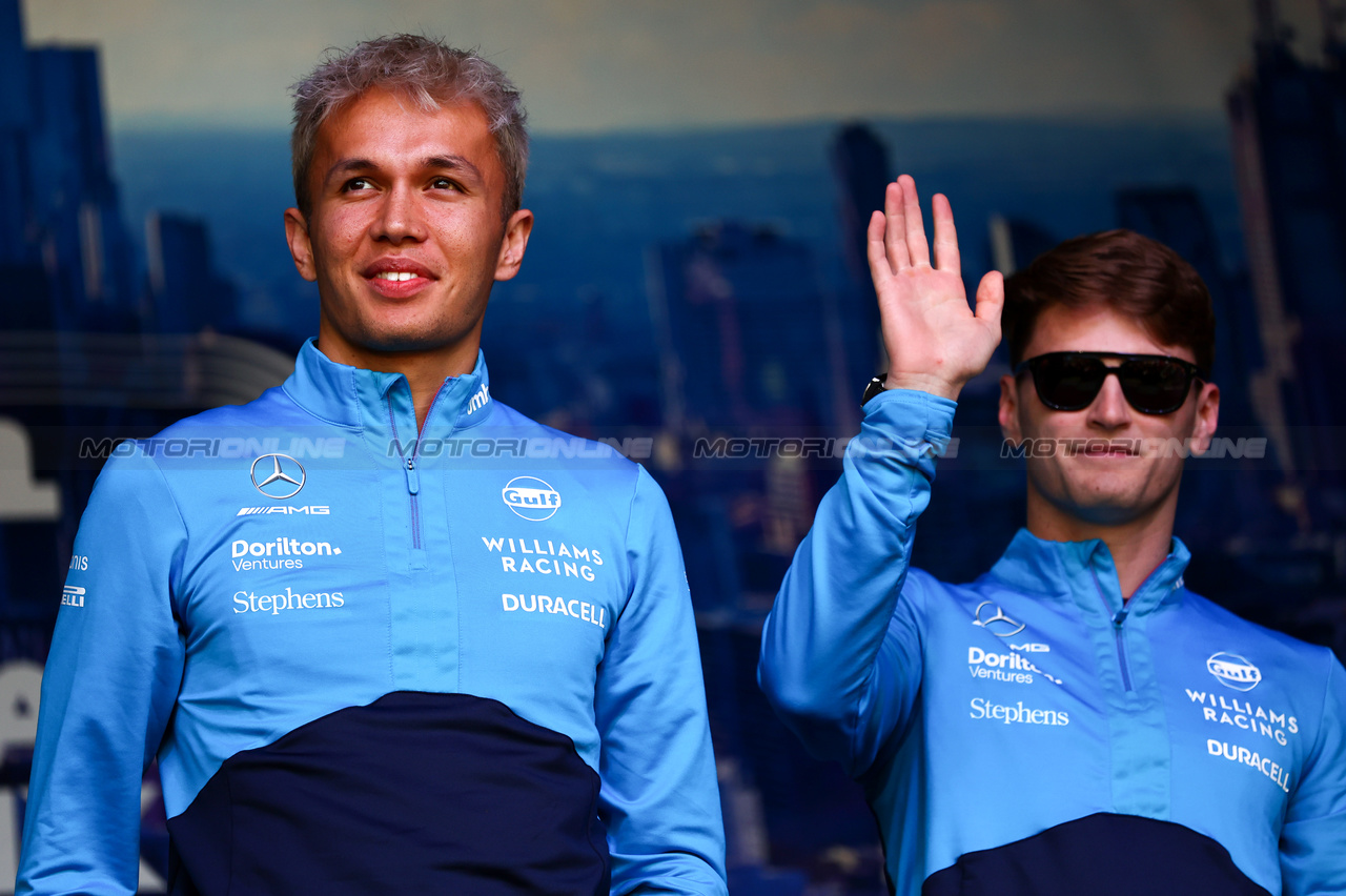 GP AUSTRALIA, Alex Albon (THA), Williams F1 Team e Logan Sargeant (USA), Williams F1 Team  
31.03.2023. Formula 1 World Championship, Rd 3, Australian Grand Prix, Albert Park, Melbourne, Australia, Practice Day.
- www.xpbimages.com, EMail: requests@xpbimages.com ¬© Copyright: Charniaux / XPB Images