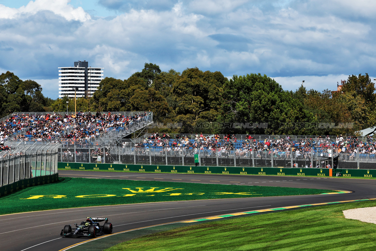 GP AUSTRALIA, Lewis Hamilton (GBR) Mercedes AMG F1 W14.

31.03.2023. Formula 1 World Championship, Rd 3, Australian Grand Prix, Albert Park, Melbourne, Australia, Practice Day.

- www.xpbimages.com, EMail: requests@xpbimages.com ¬© Copyright: Moy / XPB Images
