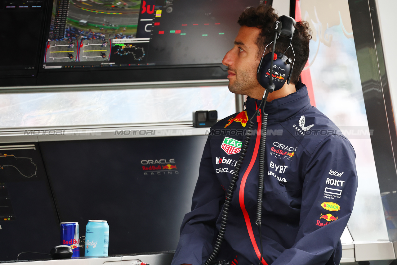 GP AUSTRALIA, Daniel Ricciardo (AUS) Red Bull Racing Reserve e Third Driver.

31.03.2023. Formula 1 World Championship, Rd 3, Australian Grand Prix, Albert Park, Melbourne, Australia, Practice Day.

- www.xpbimages.com, EMail: requests@xpbimages.com ¬© Copyright: Batchelor / XPB Images