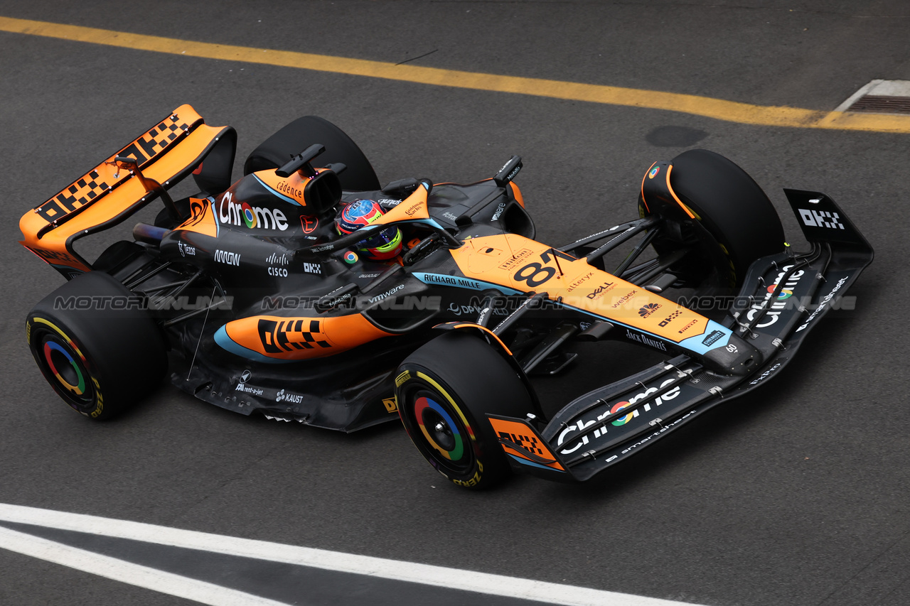 GP AUSTRALIA, Oscar Piastri (AUS) McLaren MCL60.

31.03.2023. Formula 1 World Championship, Rd 3, Australian Grand Prix, Albert Park, Melbourne, Australia, Practice Day.

- www.xpbimages.com, EMail: requests@xpbimages.com ¬© Copyright: Moy / XPB Images