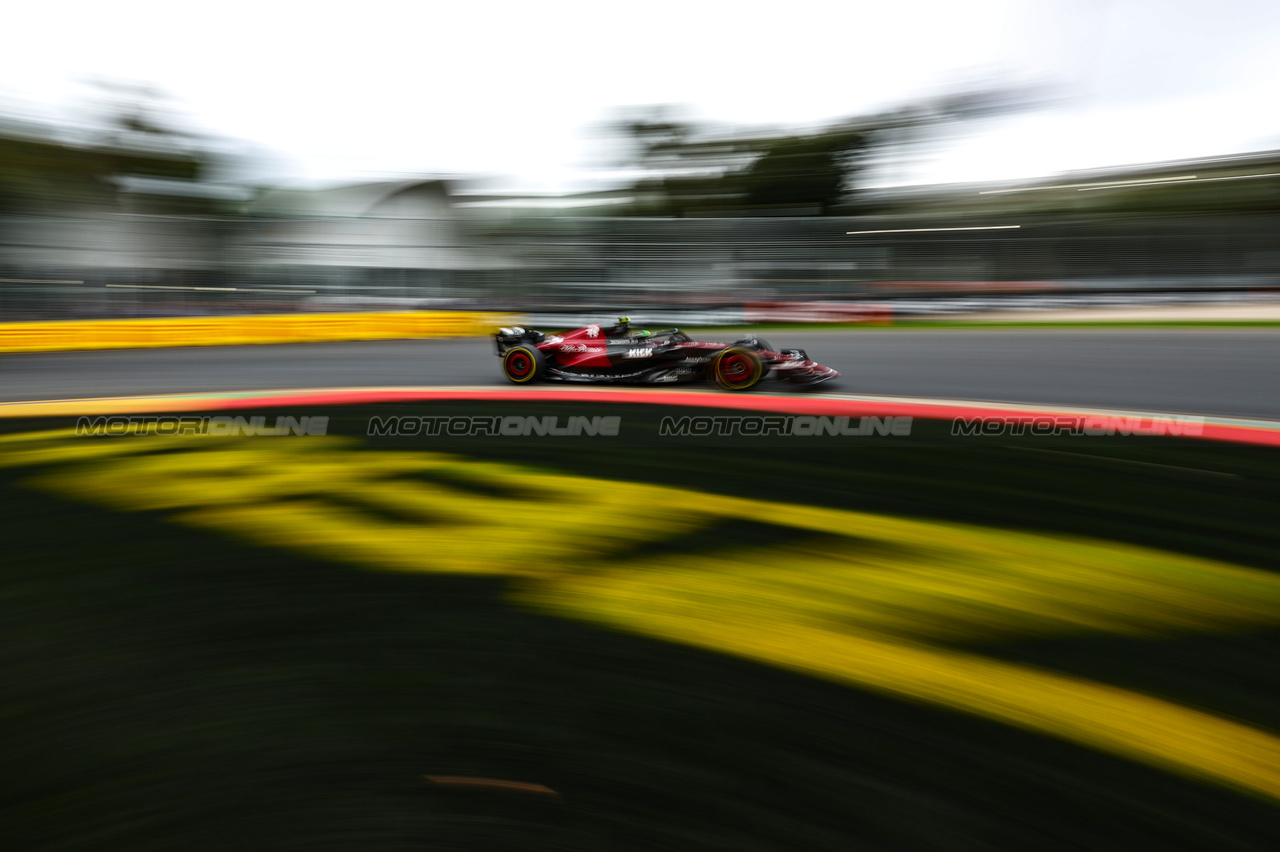 GP AUSTRALIA, Guanyu Zhou (CHI), Alfa Romeo Racing 
31.03.2023. Formula 1 World Championship, Rd 3, Australian Grand Prix, Albert Park, Melbourne, Australia, Practice Day.
- www.xpbimages.com, EMail: requests@xpbimages.com ¬© Copyright: Charniaux / XPB Images