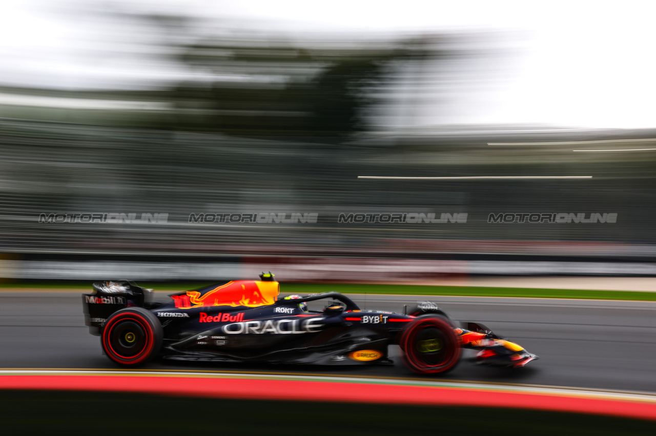 GP AUSTRALIA, Sergio Perez (MEX), Red Bull Racing 
31.03.2023. Formula 1 World Championship, Rd 3, Australian Grand Prix, Albert Park, Melbourne, Australia, Practice Day.
- www.xpbimages.com, EMail: requests@xpbimages.com ¬© Copyright: Charniaux / XPB Images