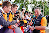 GP AUSTRALIA, Zak Brown (USA) McLaren Executive Director with fans.
31.03.2023. Formula 1 World Championship, Rd 3, Australian Grand Prix, Albert Park, Melbourne, Australia, Practice Day.
- www.xpbimages.com, EMail: requests@xpbimages.com ¬© Copyright: Moy / XPB Images