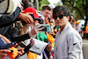 GP AUSTRALIA, Yuki Tsunoda (JPN) AlphaTauri with fans.
31.03.2023. Formula 1 World Championship, Rd 3, Australian Grand Prix, Albert Park, Melbourne, Australia, Practice Day.
- www.xpbimages.com, EMail: requests@xpbimages.com ¬© Copyright: Moy / XPB Images