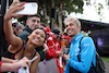 GP AUSTRALIA, Alexander Albon (THA) Williams Racing with fans.
31.03.2023. Formula 1 World Championship, Rd 3, Australian Grand Prix, Albert Park, Melbourne, Australia, Practice Day.
- www.xpbimages.com, EMail: requests@xpbimages.com ¬© Copyright: Bearne / XPB Images