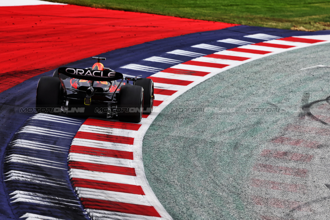 GP AUSTRIA, Max Verstappen (NLD) Red Bull Racing RB19.

02.07.2023. Formula 1 World Championship, Rd 10, Austrian Grand Prix, Spielberg, Austria, Gara Day.

- www.xpbimages.com, EMail: requests@xpbimages.com © Copyright: Batchelor / XPB Images
