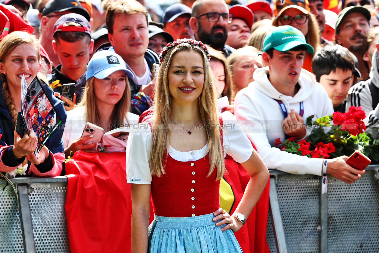 GP AUSTRIA, Circuit Atmosfera - Fans.

02.07.2023. Formula 1 World Championship, Rd 10, Austrian Grand Prix, Spielberg, Austria, Gara Day.

 - www.xpbimages.com, EMail: requests@xpbimages.com © Copyright: Coates / XPB Images
