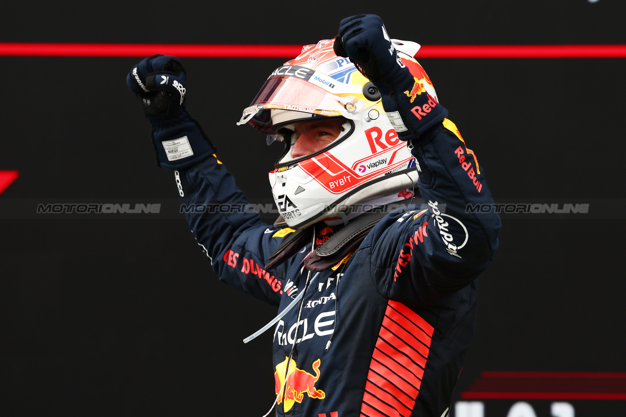 GP AUSTRIA, Gara winner Max Verstappen (NLD) Red Bull Racing celebrates in parc ferme.

02.07.2023. Formula 1 World Championship, Rd 10, Austrian Grand Prix, Spielberg, Austria, Gara Day.

 - www.xpbimages.com, EMail: requests@xpbimages.com © Copyright: Coates / XPB Images