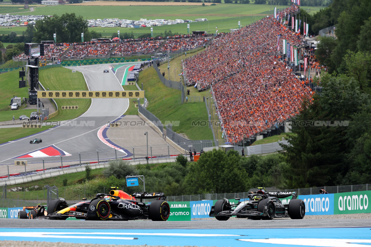 GP AUSTRIA, Sergio Perez (MEX) Red Bull Racing RB19.

02.07.2023. Formula 1 World Championship, Rd 10, Austrian Grand Prix, Spielberg, Austria, Gara Day.

- www.xpbimages.com, EMail: requests@xpbimages.com © Copyright: Bearne / XPB Images