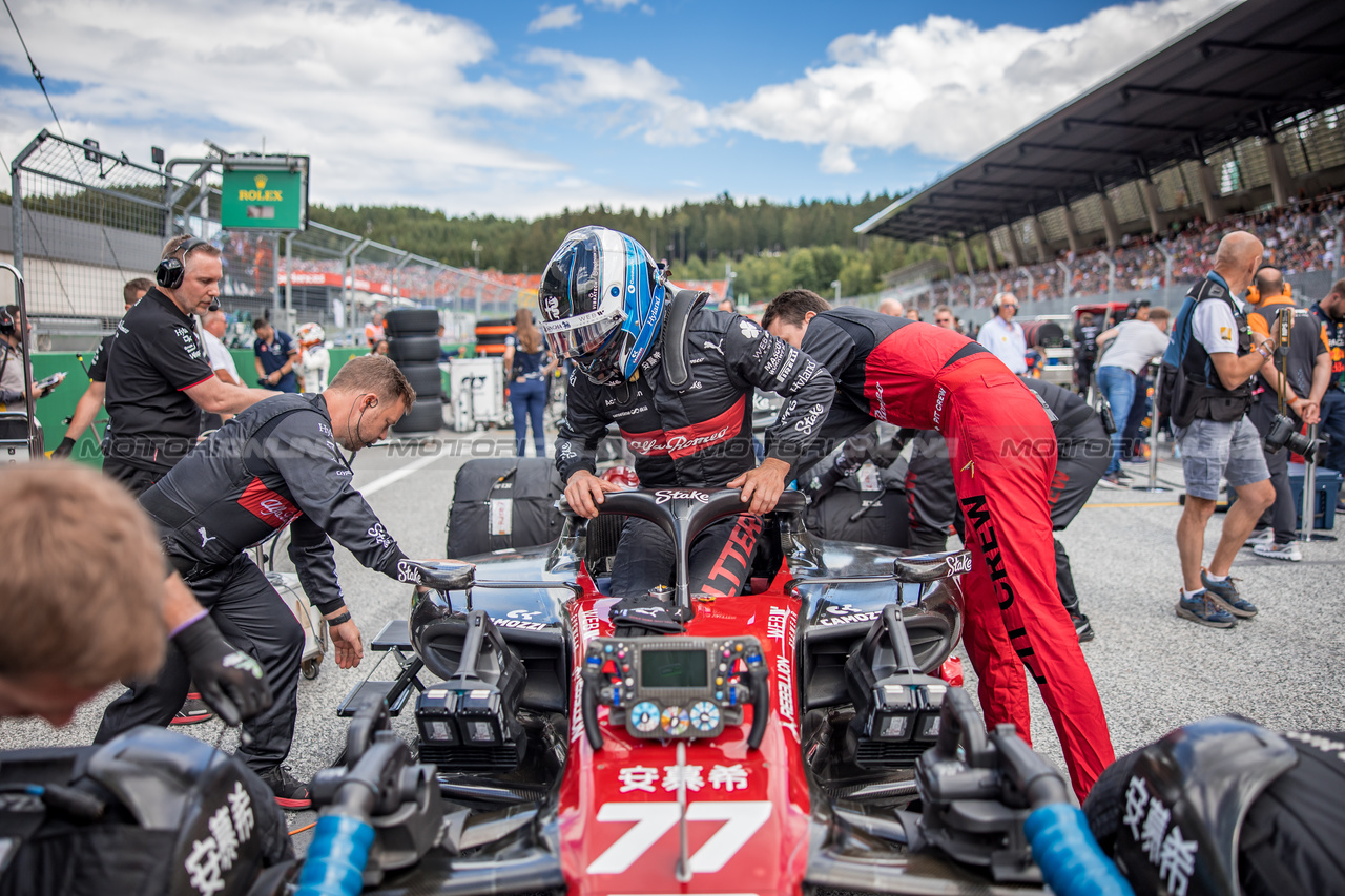 GP AUSTRIA, Valtteri Bottas (FIN) Alfa Romeo F1 Team C43 on the grid.

02.07.2023. Formula 1 World Championship, Rd 10, Austrian Grand Prix, Spielberg, Austria, Gara Day.

- www.xpbimages.com, EMail: requests@xpbimages.com © Copyright: Bearne / XPB Images