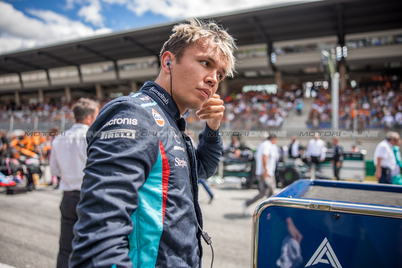 GP AUSTRIA, Alexander Albon (THA) Williams Racing on the grid.

02.07.2023. Formula 1 World Championship, Rd 10, Austrian Grand Prix, Spielberg, Austria, Gara Day.

- www.xpbimages.com, EMail: requests@xpbimages.com © Copyright: Bearne / XPB Images
