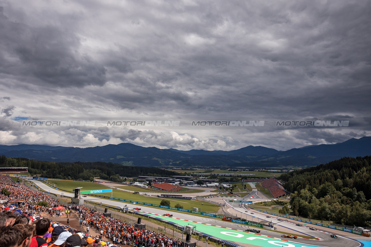 GP AUSTRIA, Charles Leclerc (MON) Ferrari SF-23.

02.07.2023. Formula 1 World Championship, Rd 10, Austrian Grand Prix, Spielberg, Austria, Gara Day.

- www.xpbimages.com, EMail: requests@xpbimages.com © Copyright: Bearne / XPB Images