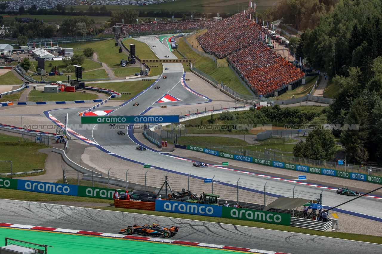 GP AUSTRIA, Lando Norris (GBR) McLaren MCL60.

02.07.2023. Formula 1 World Championship, Rd 10, Austrian Grand Prix, Spielberg, Austria, Gara Day.

- www.xpbimages.com, EMail: requests@xpbimages.com © Copyright: Bearne / XPB Images
