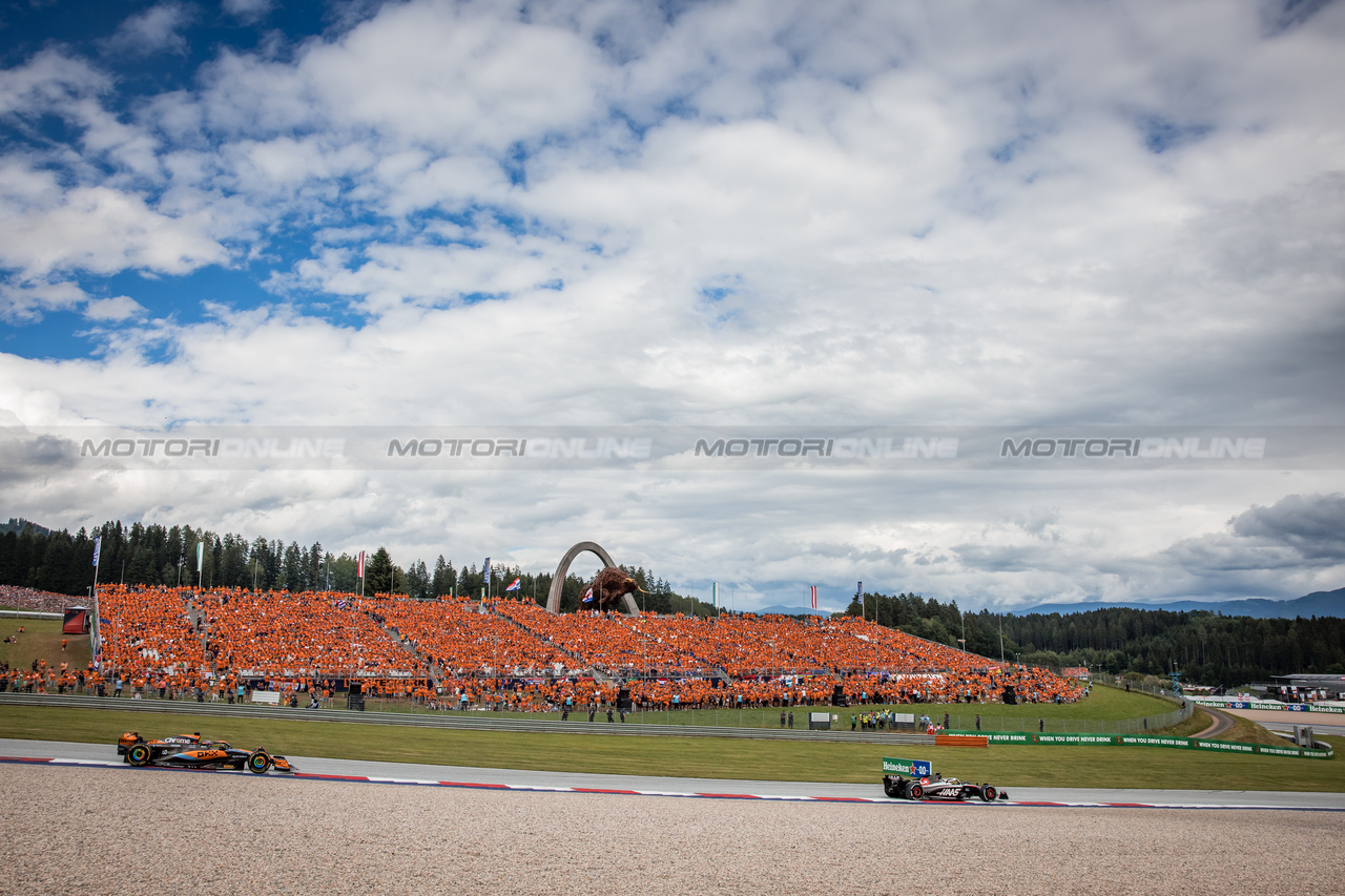GP AUSTRIA, Nico Hulkenberg (GER) Haas VF-23.

02.07.2023. Formula 1 World Championship, Rd 10, Austrian Grand Prix, Spielberg, Austria, Gara Day.

- www.xpbimages.com, EMail: requests@xpbimages.com © Copyright: Bearne / XPB Images