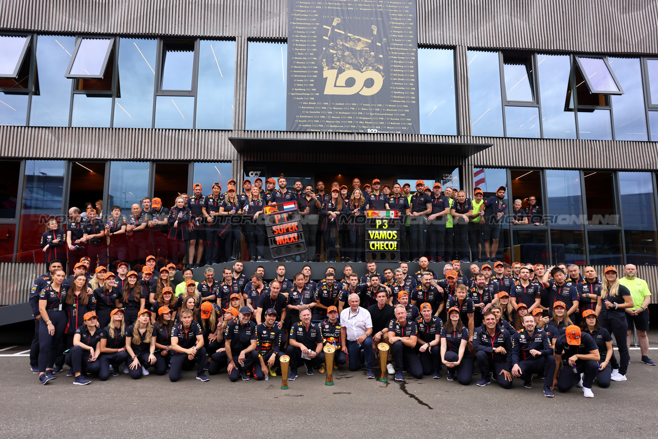 GP AUSTRIA, Red Bull Racing celebrate first for Max Verstappen (NLD) Red Bull Racing e third for Sergio Perez (MEX) Red Bull Racing.

02.07.2023. Formula 1 World Championship, Rd 10, Austrian Grand Prix, Spielberg, Austria, Gara Day.

- www.xpbimages.com, EMail: requests@xpbimages.com © Copyright: XPB Images
