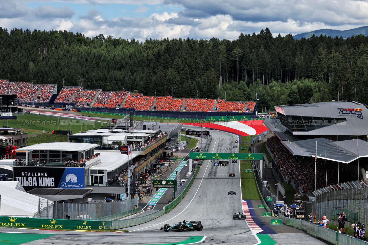GP AUSTRIA, Fernando Alonso (ESP) Aston Martin F1 Team AMR23.

02.07.2023. Formula 1 World Championship, Rd 10, Austrian Grand Prix, Spielberg, Austria, Gara Day.

- www.xpbimages.com, EMail: requests@xpbimages.com © Copyright: Moy / XPB Images