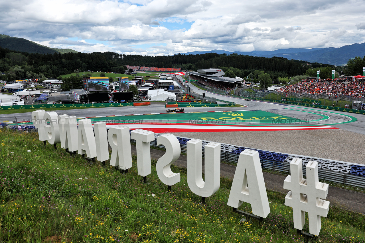 GP AUSTRIA, Sergio Perez (MEX) Red Bull Racing RB19.

02.07.2023. Formula 1 World Championship, Rd 10, Austrian Grand Prix, Spielberg, Austria, Gara Day.

- www.xpbimages.com, EMail: requests@xpbimages.com © Copyright: Moy / XPB Images