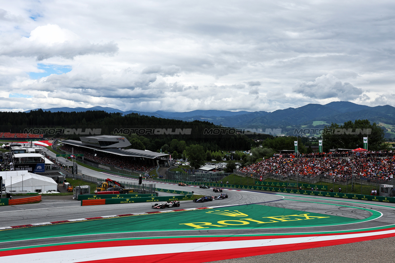 GP AUSTRIA, Kevin Magnussen (DEN) Haas VF-23.

02.07.2023. Formula 1 World Championship, Rd 10, Austrian Grand Prix, Spielberg, Austria, Gara Day.

- www.xpbimages.com, EMail: requests@xpbimages.com © Copyright: Moy / XPB Images